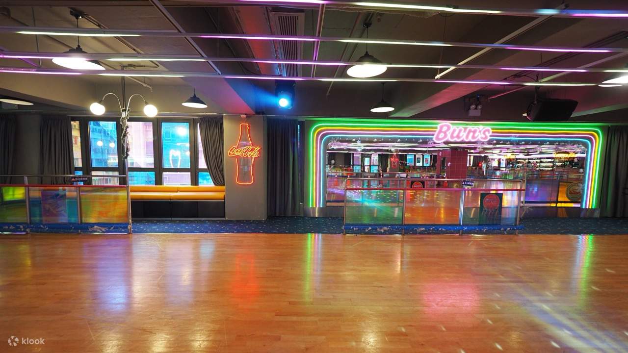 Bun's 2020 ประสบการณ์สเก็ตอินไลน์สไตล์เรโทรในร่ม｜ไล่จือ角｜ไคว่ชุง